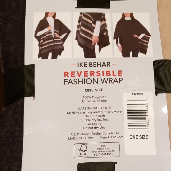 Reversible Fashion Wrap, One Size - Picture 3 of 4